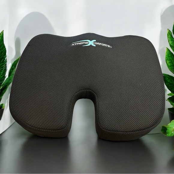 Xtreme Comforts  NWT Size 18" x 14" x 3" - Picture 6 of 6